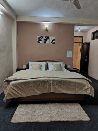 Imagen de la habitación del Hotel THE KAILASHA. Foto 13