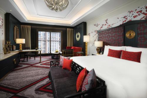 Imagen de la habitación del Hotel THE KARL LAGERFELD. Foto 13