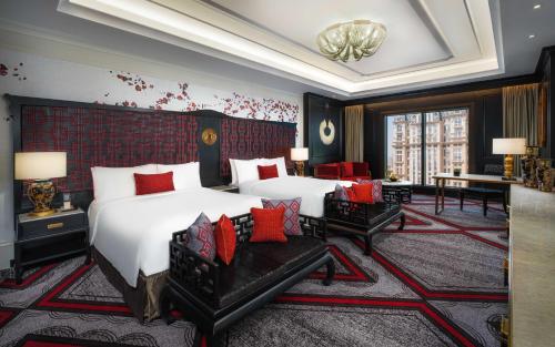 Imagen de la habitación del Hotel THE KARL LAGERFELD. Foto 15