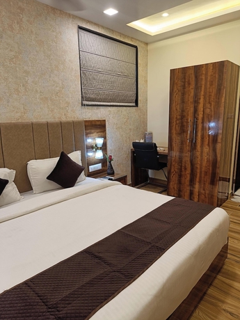 Imagen de la habitación del Hotel THE KASHI RESIDENCY. Foto 3