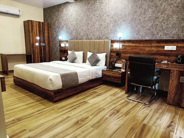 Imagen de la habitación del Hotel THE KASHI RESIDENCY. Foto 8