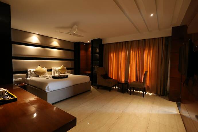 Imagen de la habitación del Hotel THE LATITUDE LUXURY. Foto 19