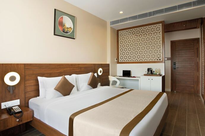 Imagen de la habitación del Hotel THE MADRAS GRAND. Foto 19