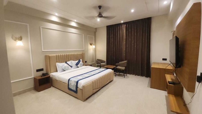 Imagen general del Hotel THE MAJESTIC GRAND. Foto 1