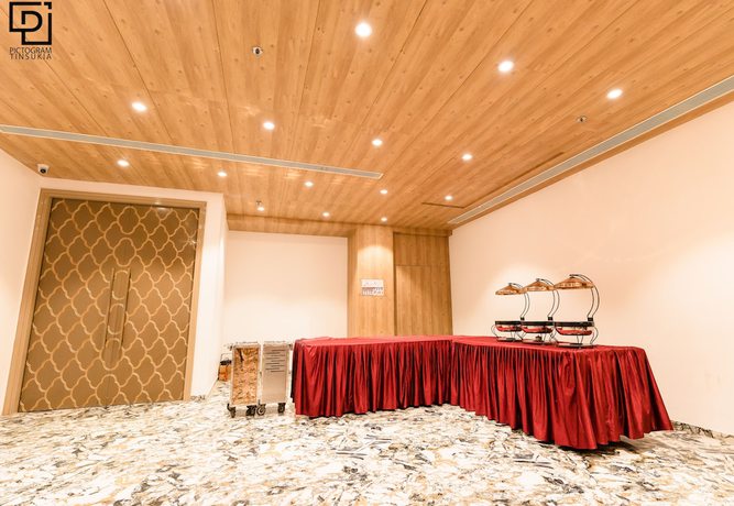 Imagen de los interiores del Hotel THE MIRANA. Foto 17