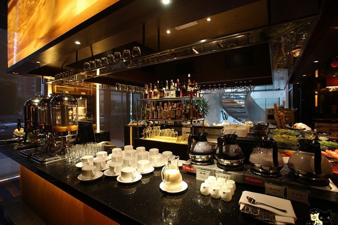 Imagen del bar/restaurante del Hotel THE MUMIAN HOTEL Shenzhen Luohu. Foto 3
