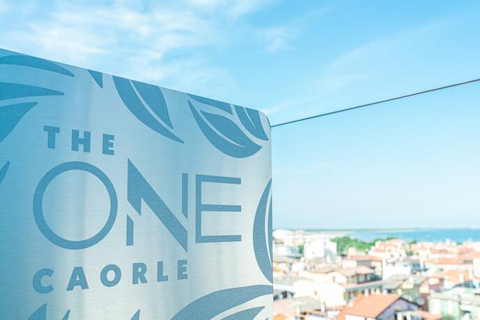 Imagen general del Hotel THE ONE CAORLE - & Apartments ****s. Foto 6