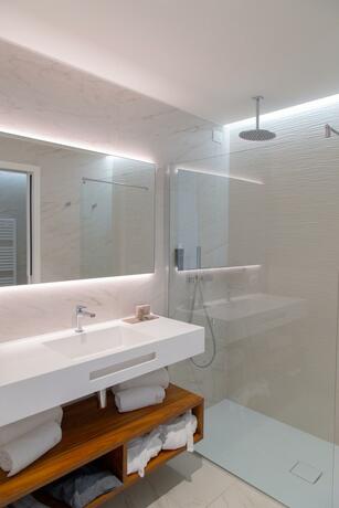 Imagen general del Hotel THE ONE CAORLE - & Apartments ****s. Foto 8