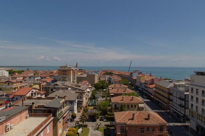 Imagen general del Hotel THE ONE CAORLE - & Apartments ****s. Foto 11