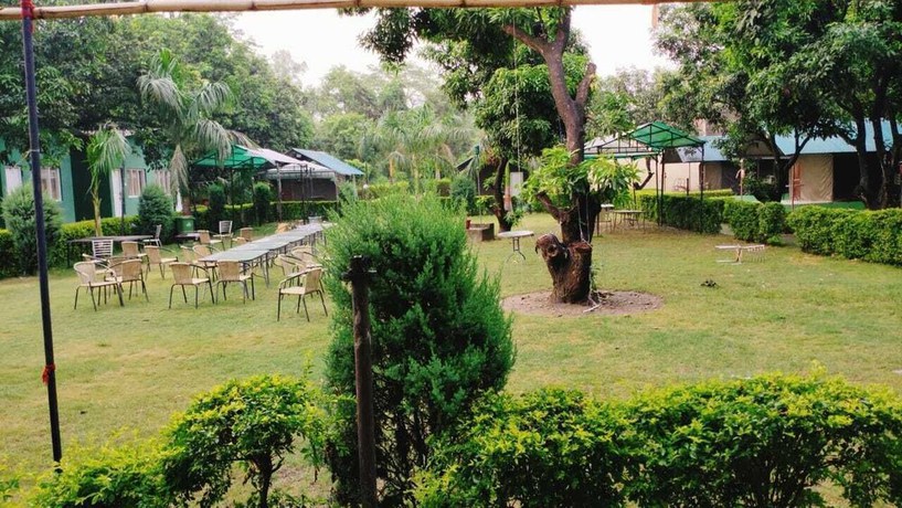 Imagen general del Hotel THE PALMS RESORT, Dehradun. Foto 3