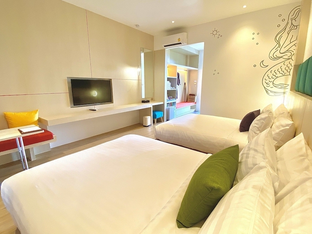 Imagen de la habitación del Hotel THE POEM HOTEL. Foto 4