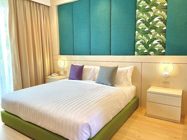 Imagen de la habitación del Hotel THE POEM HOTEL. Foto 13