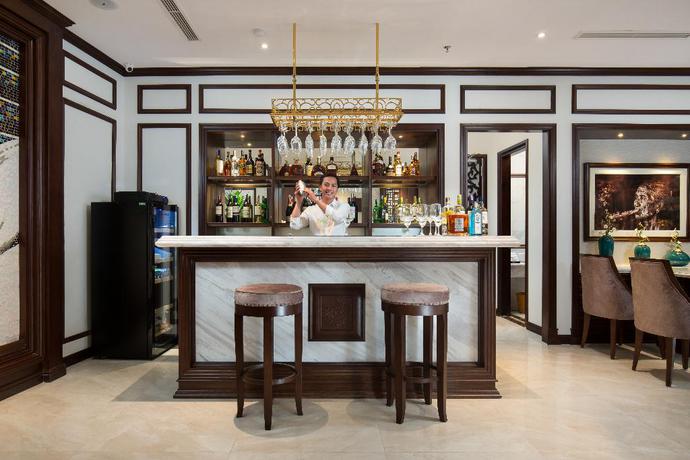Imagen del bar/restaurante del Hotel THE Q HOTEL HA NOI. Foto 3