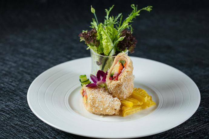 Imagen del bar/restaurante del Hotel THE Q HOTEL HA NOI. Foto 11