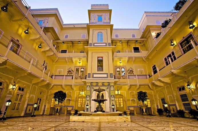 Imagen de los interiores del Hotel THE RAJ PALACE. Foto 13