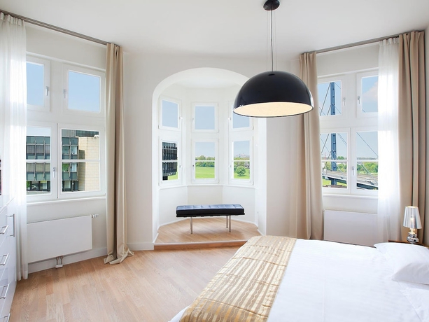 Imagen de la habitación del Hotel THE RED - Living Suites by the Rhine. Foto 3