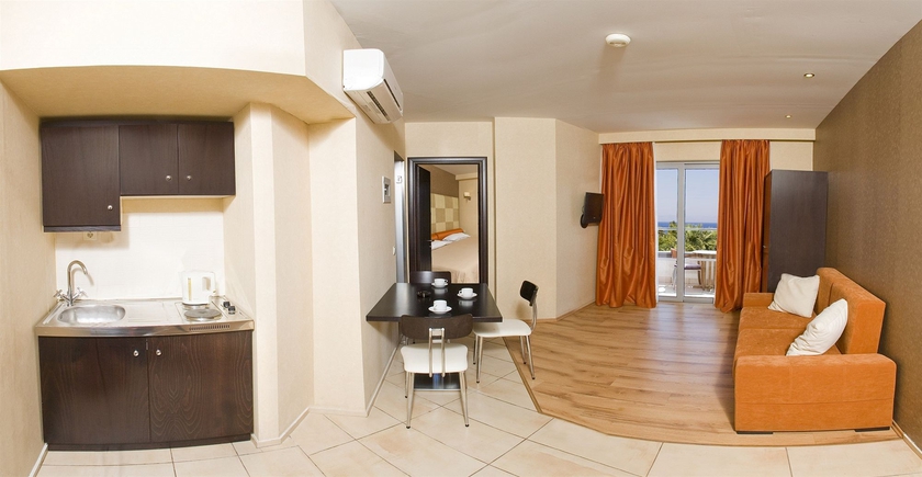 Imagen de los interiores del Hotel THE RESIDENCE, Rodas. Foto 15