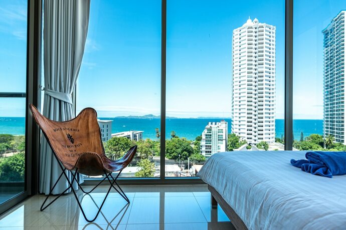 Imagen general del Hotel THE RIVIERA WONGAMAT BY PATTAYA HOLIDAY. Foto 5