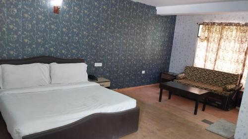 Imagen general del Hotel THE ROYAL GRAND, Manali. Foto 15