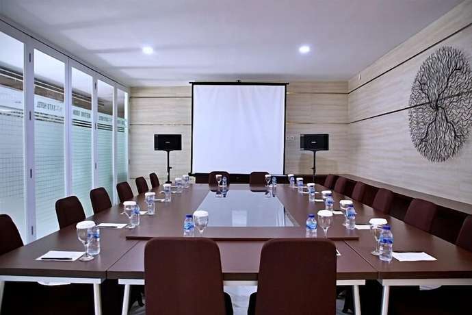 Imagen de los interiores del Hotel THE SATO HOTEL. Foto 16