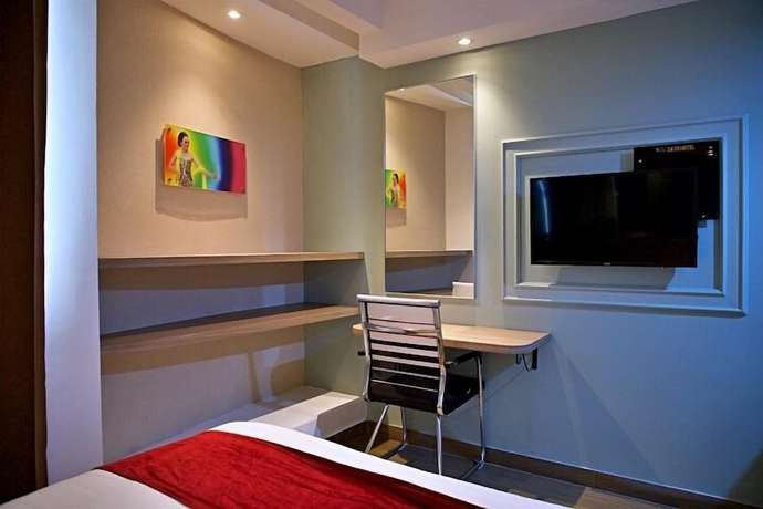 Imagen de la habitación del Hotel THE SATO HOTEL. Foto 10