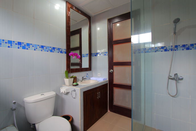Imagen de los exteriores del Hotel THE SESARI JIMBARAN. Foto 12