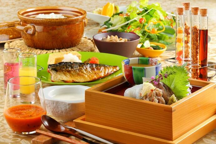 Imagen del bar/restaurante del Hotel THE SHINRA. Foto 8