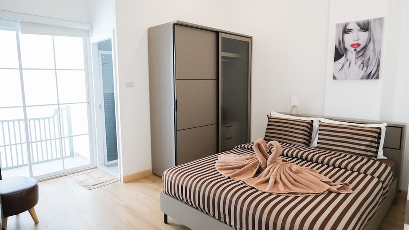 Imagen de la habitación del Hotel THE SQUARE 101. Foto 3