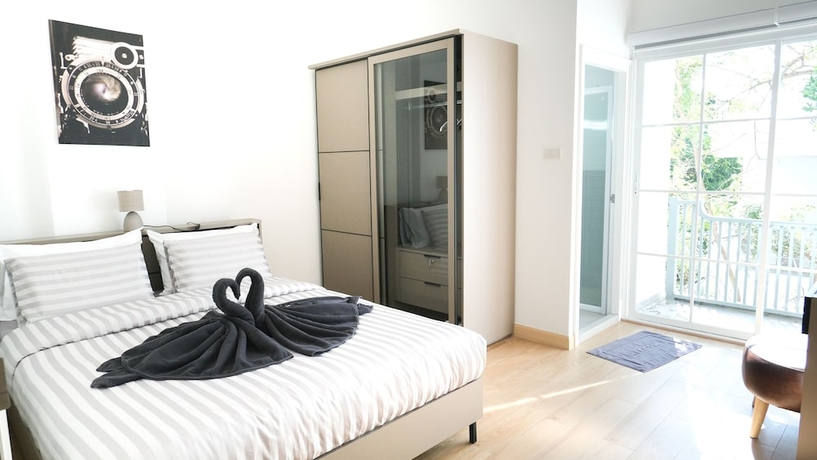 Imagen de la habitación del Hotel THE SQUARE 101. Foto 4