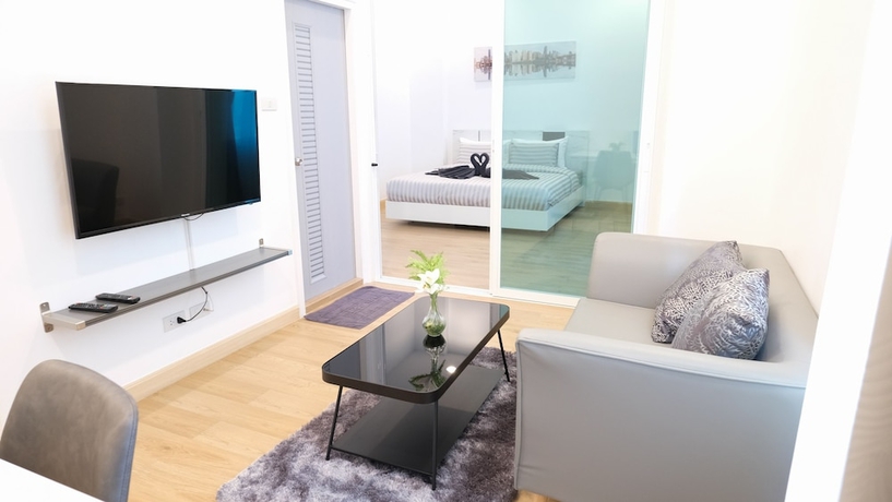 Imagen de la habitación del Hotel THE SQUARE 101. Foto 10