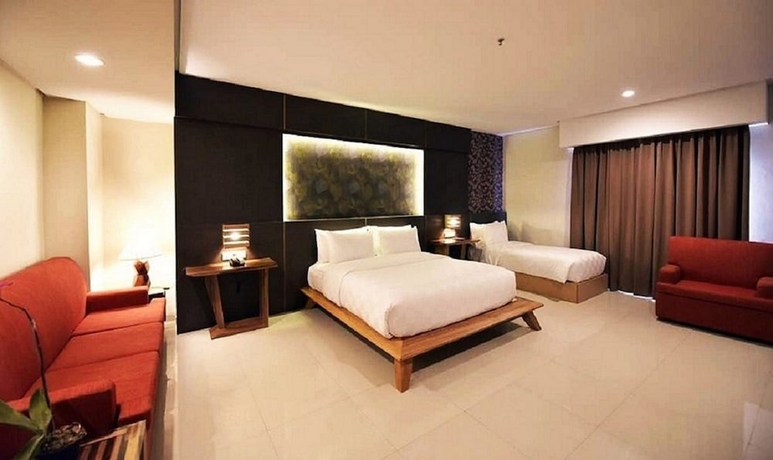 Imagen de la habitación del Hotel THE SYA Regency Palu by SoASIA. Foto 11