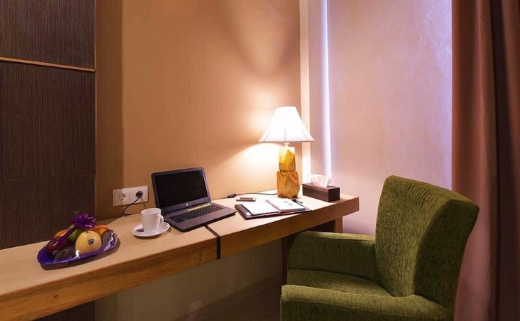 Imagen de la habitación del Hotel THE SYA Regency Palu by SoASIA. Foto 16