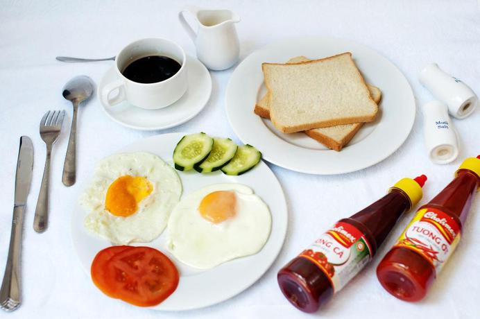 Imagen del bar/restaurante del Hotel THE WHITE GUEST HOUSE. Foto 2