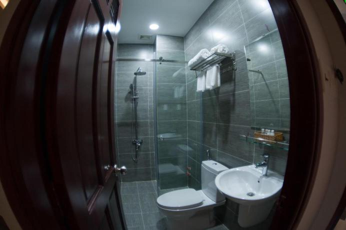 Imagen de la habitación del Hotel THE WHITE GUEST HOUSE. Foto 19