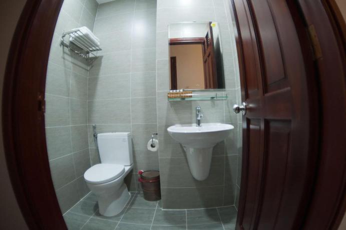 Imagen de la habitación del Hotel THE WHITE GUEST HOUSE. Foto 20