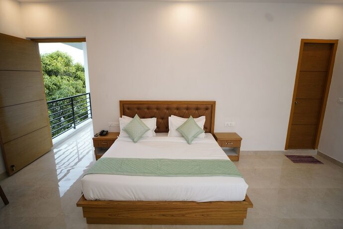 Imagen de la habitación del Hotel THE WHITE OAK CORBETT SPA and RESORT. Foto 11
