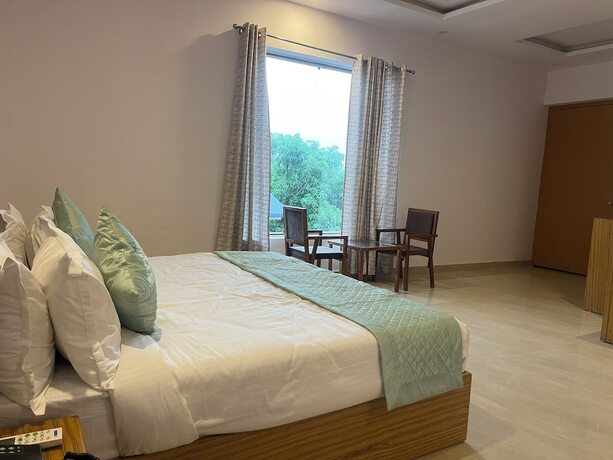 Imagen de la habitación del Hotel THE WHITE OAK CORBETT SPA and RESORT. Foto 14