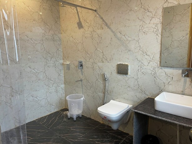 Imagen general del Hotel THE WHITE OAK CORBETT SPA and RESORT. Foto 5