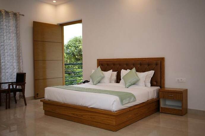 Imagen de la habitación del Hotel THE WHITE OAK CORBETT SPA and RESORT. Foto 17