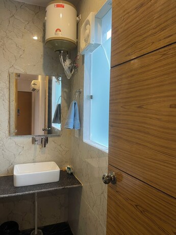 Imagen general del Hotel THE WHITE OAK CORBETT SPA and RESORT. Foto 9