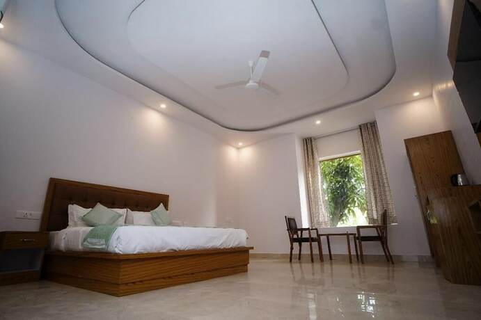 Imagen de la habitación del Hotel THE WHITE OAK CORBETT SPA and RESORT. Foto 20