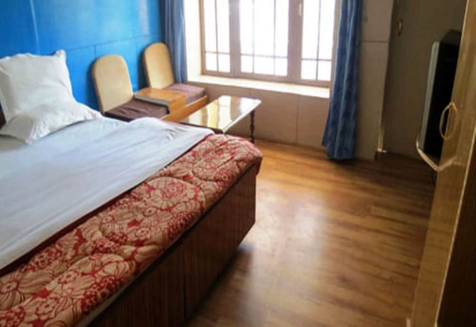 Imagen de la habitación del Hotel TIH Caravan Sarai. Foto 12