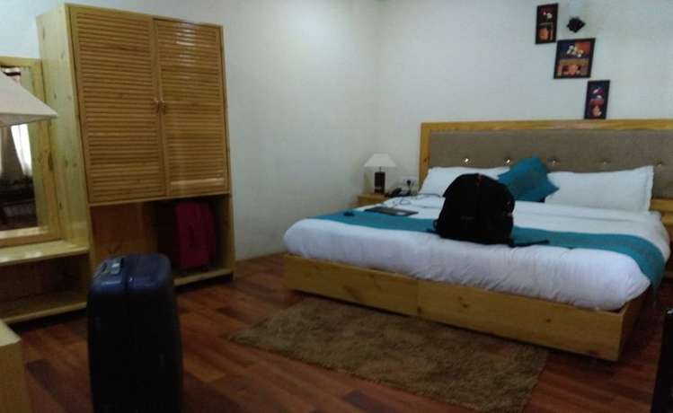 Imagen de la habitación del Hotel TIH Chonjor Residency. Foto 6