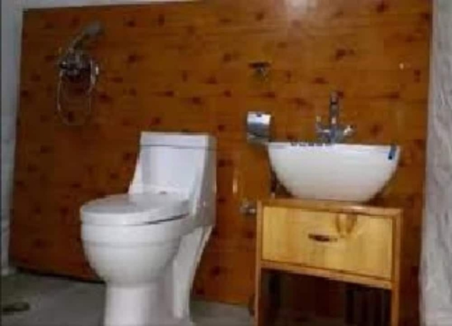 Imagen de la habitación del Hotel TIH Julley World Camp. Foto 16