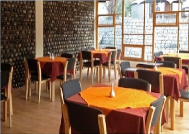 Imagen general del Hotel TIH Mystique Meadows Earth Homes. Foto 15