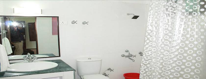 Imagen de la habitación del Hotel TIH Sky Desert. Foto 3