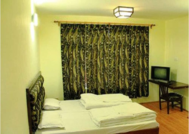 Imagen de la habitación del Hotel TIH Sky Desert. Foto 6