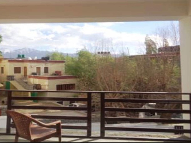 Imagen de los exteriores del Hotel TIH Wang Residency. Foto 14