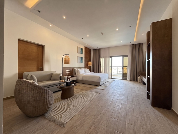 Imagen de la habitación del Hotel TIME Marina North Coast. Foto 3