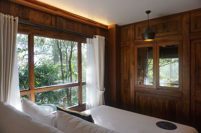 Imagen de la habitación del Hotel TIRA VILAGNA SUITES and SPA. Foto 13